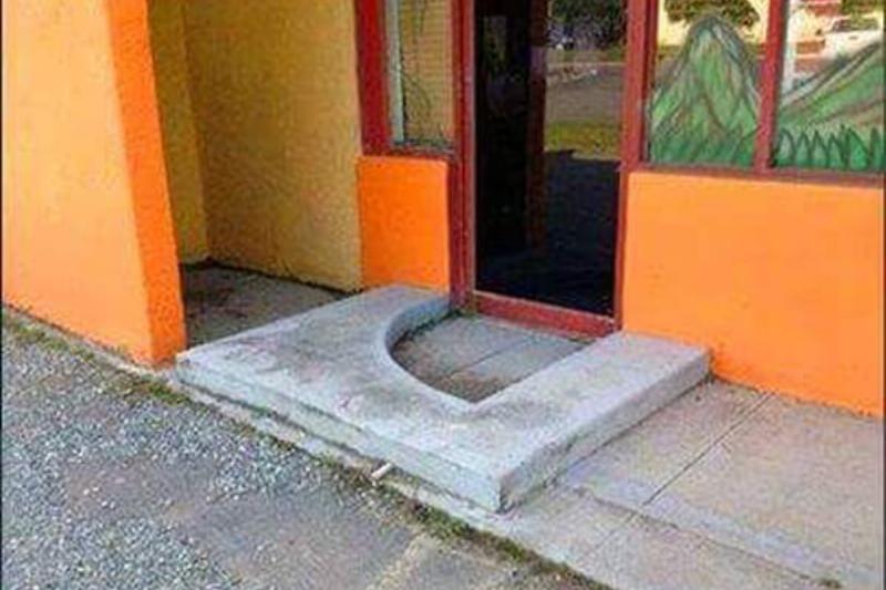 Dieses Bild hat ein leeres Alt-Attribut. Der Dateiname ist 3102d5bc954d487a019464876d556c94-architecture-fail-24163.jpg